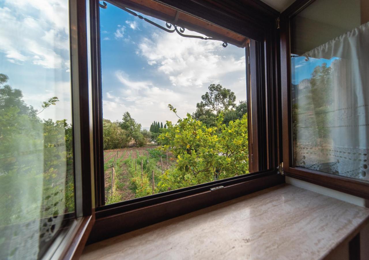 Il Sorgituro - Agriturismo Postiglione Exteriör bild